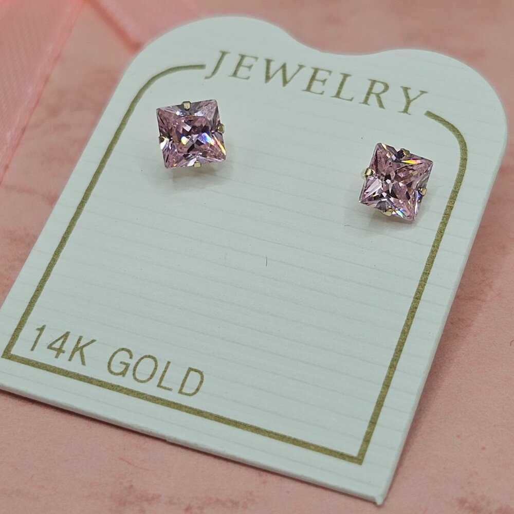 14KT Gold Square Pink Cubic Zirconia Screw Back Stud Earrings 4mm - Picture 4 of 10